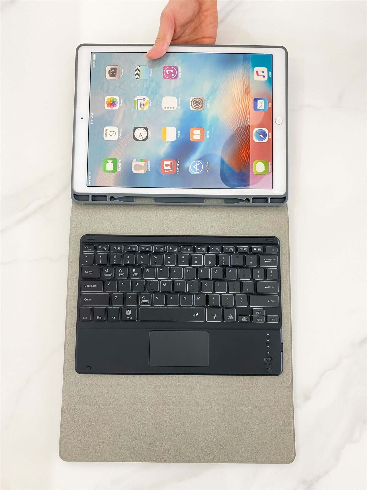 iPad Pro 12.9 inch 2015/2017 Removable Bluetooth keyboard with Trackpad Stand Cover